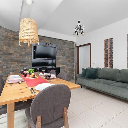 Przestronne Apartamenty W Zakopanem Z Trzema Sypialniami I Parkingiem By Noclegi Renters エクステリア 写真