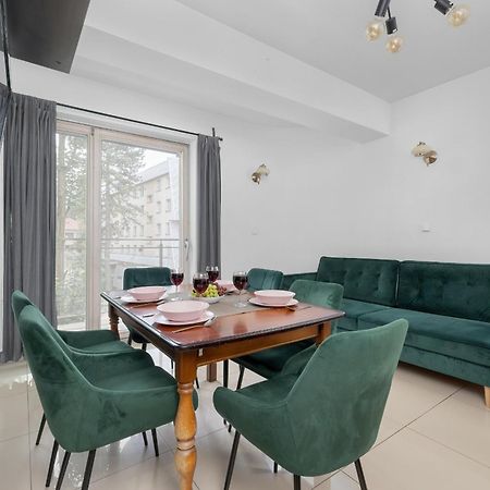 Przestronne Apartamenty W Zakopanem Z Trzema Sypialniami I Parkingiem By Noclegi Renters エクステリア 写真