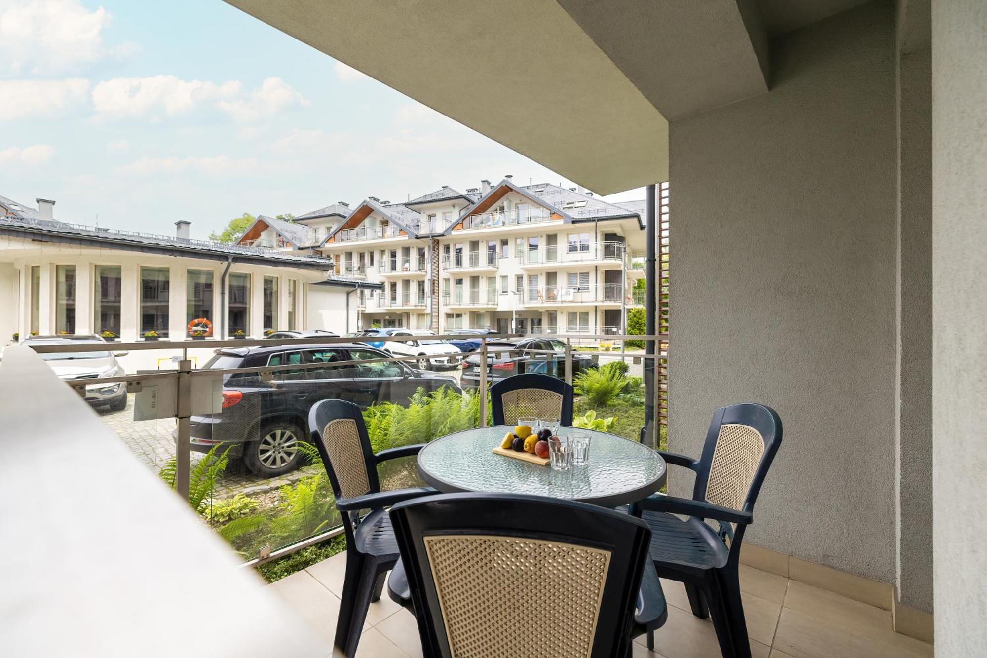 Przestronne Apartamenty W Zakopanem Z Trzema Sypialniami I Parkingiem By Noclegi Renters エクステリア 写真