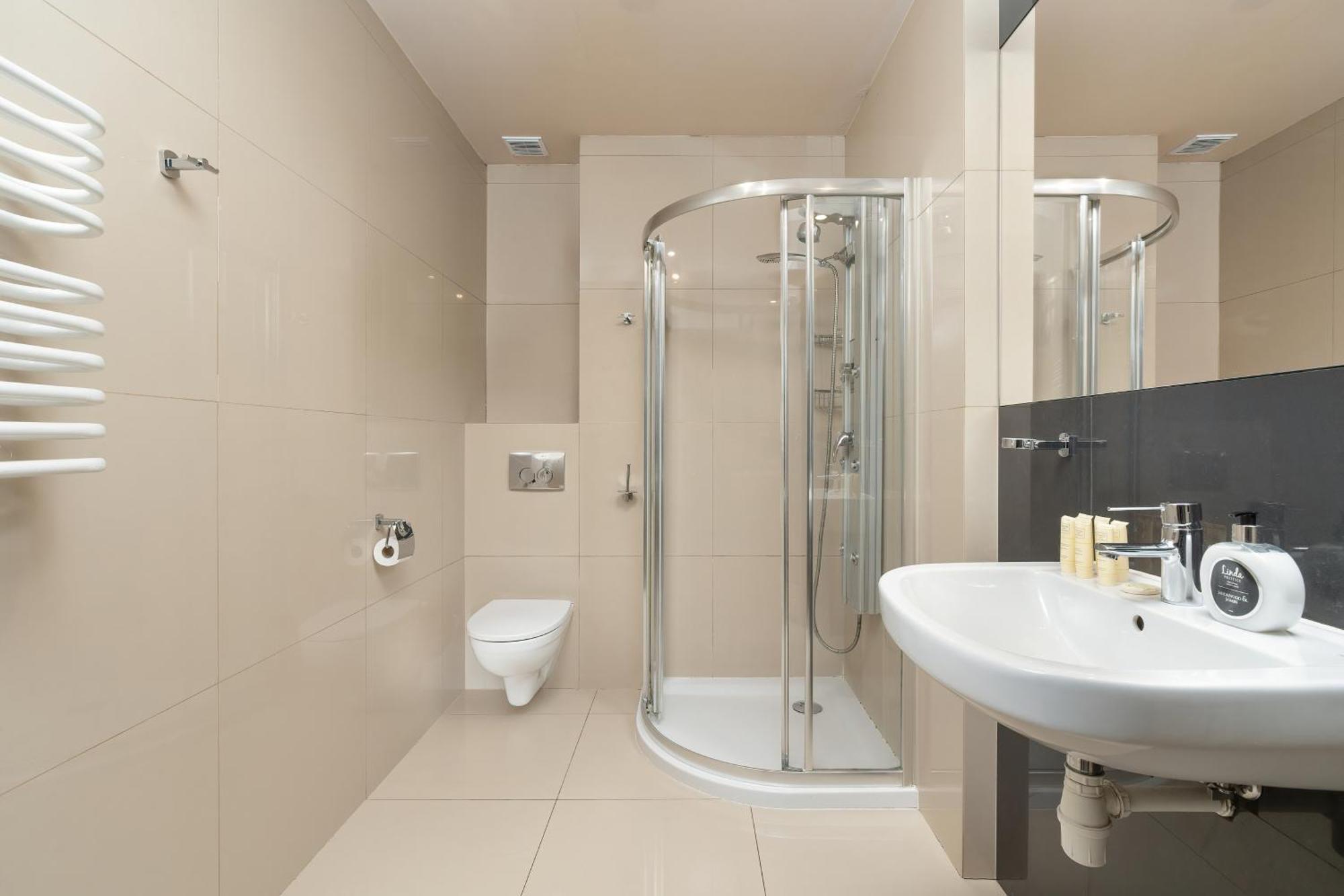 Przestronne Apartamenty W Zakopanem Z Trzema Sypialniami I Parkingiem By Noclegi Renters エクステリア 写真