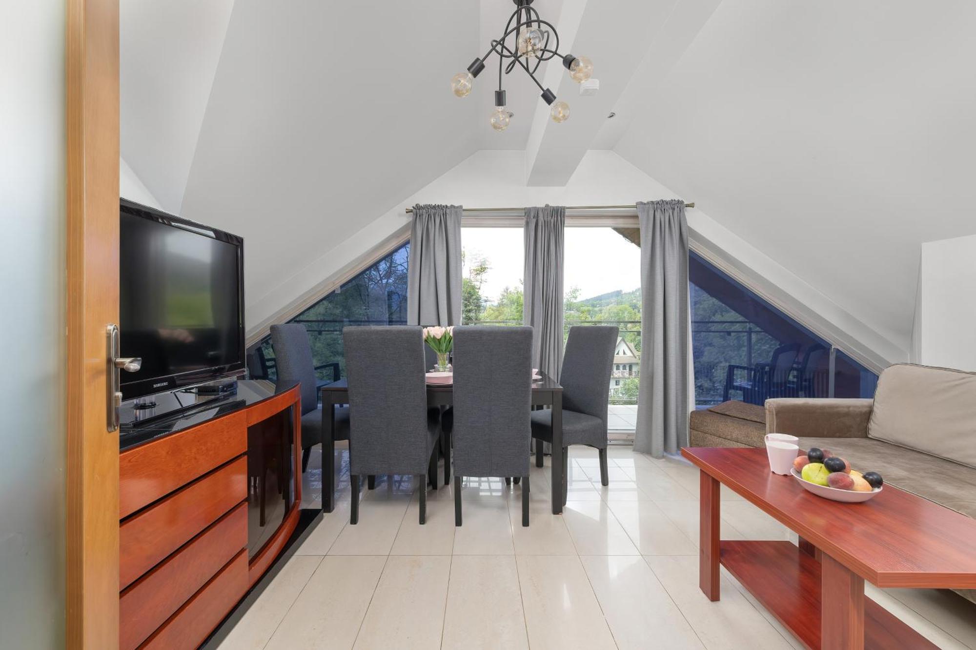 Przestronne Apartamenty W Zakopanem Z Trzema Sypialniami I Parkingiem By Noclegi Renters エクステリア 写真